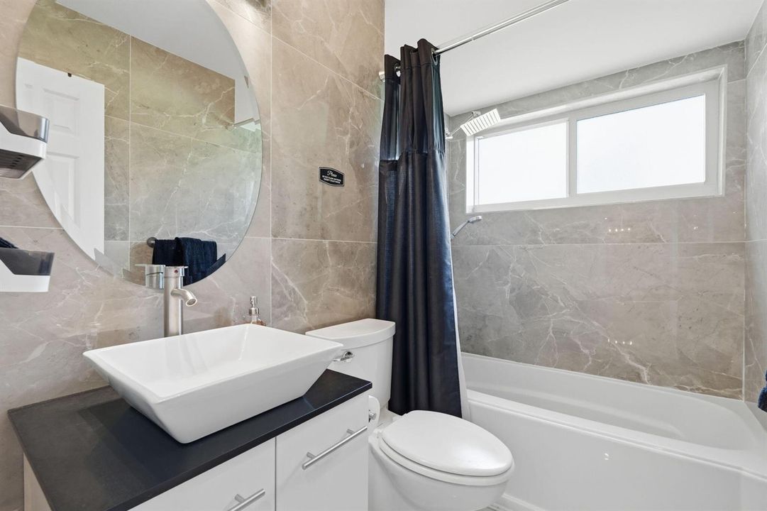12-web-or-mls-1799_Shower_Tree_Way_012