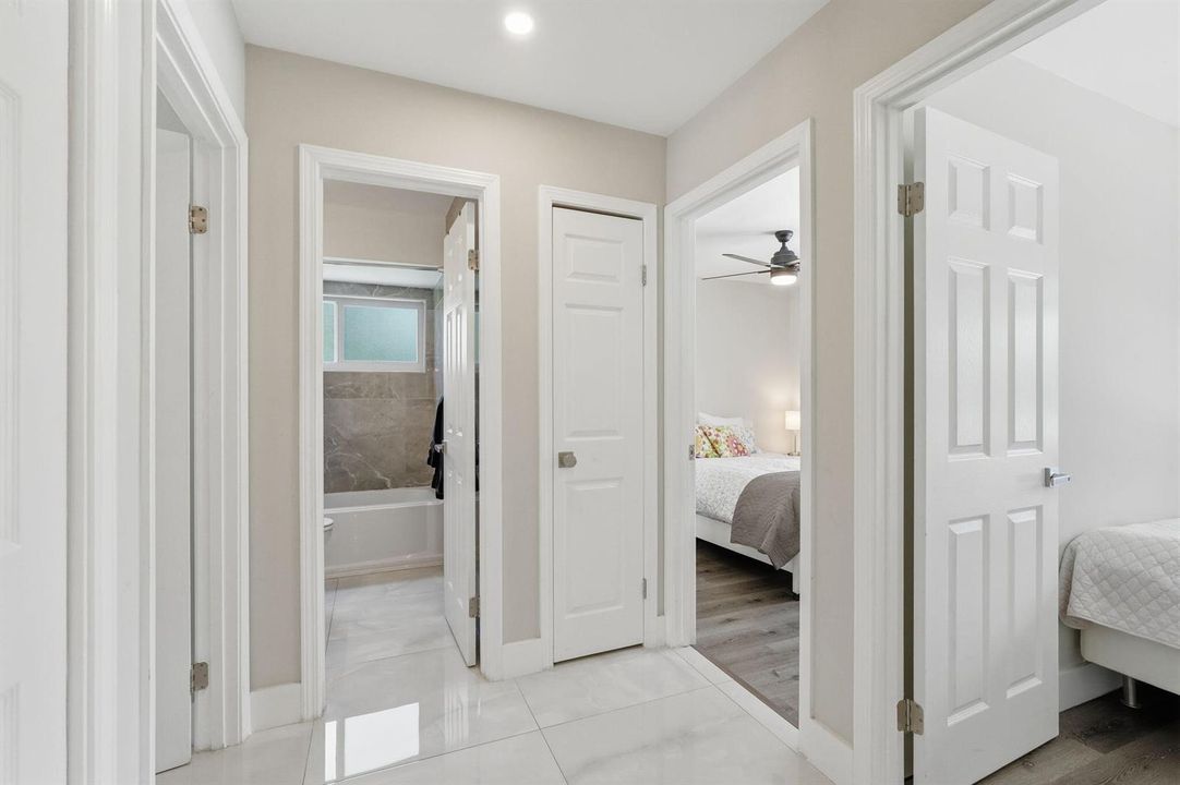 31-web-or-mls-1799_Shower_Tree_Way_031