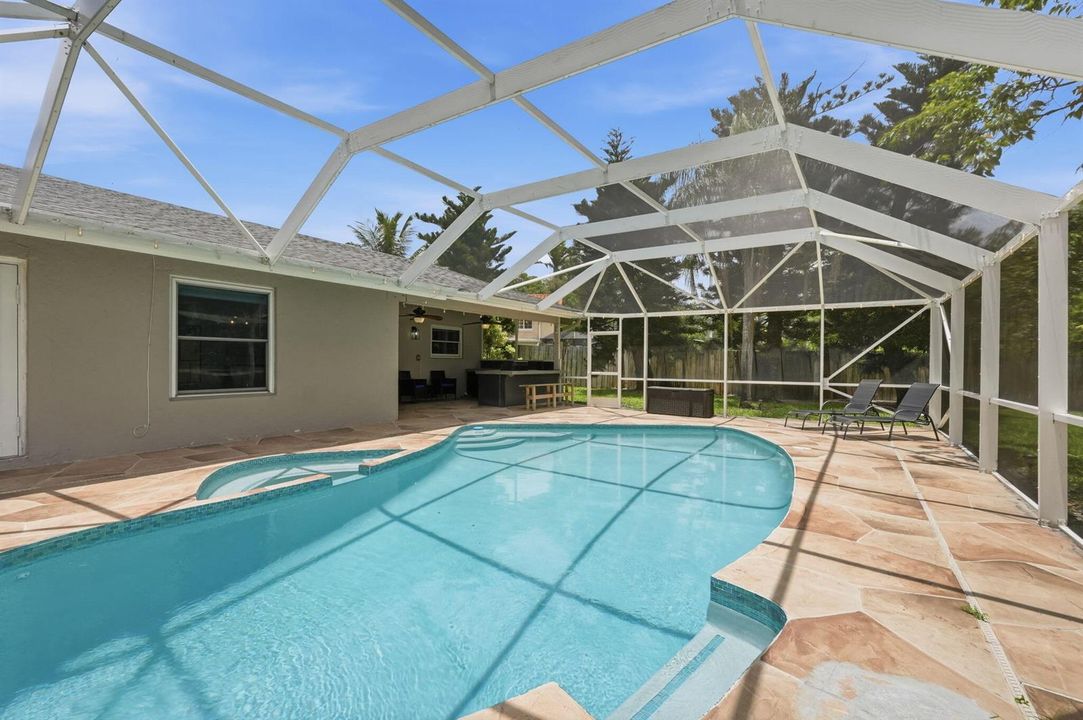 40-web-or-mls-1799_Shower_Tree_Way_039