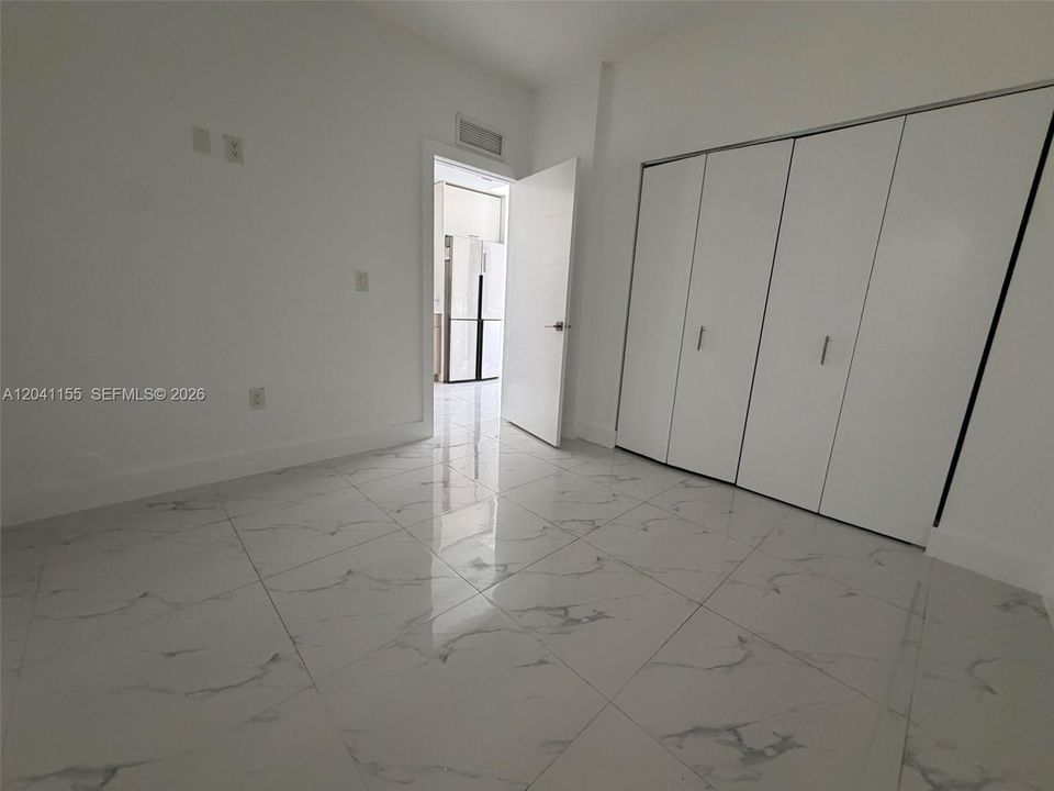 For Rent: $2,000 (2 beds, 1 baths, 600 Square Feet)