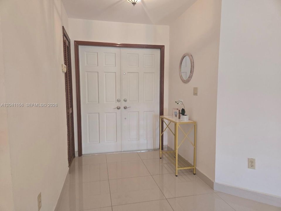 For Rent: $4,200 (3 beds, 2 baths, 2021 Square Feet)