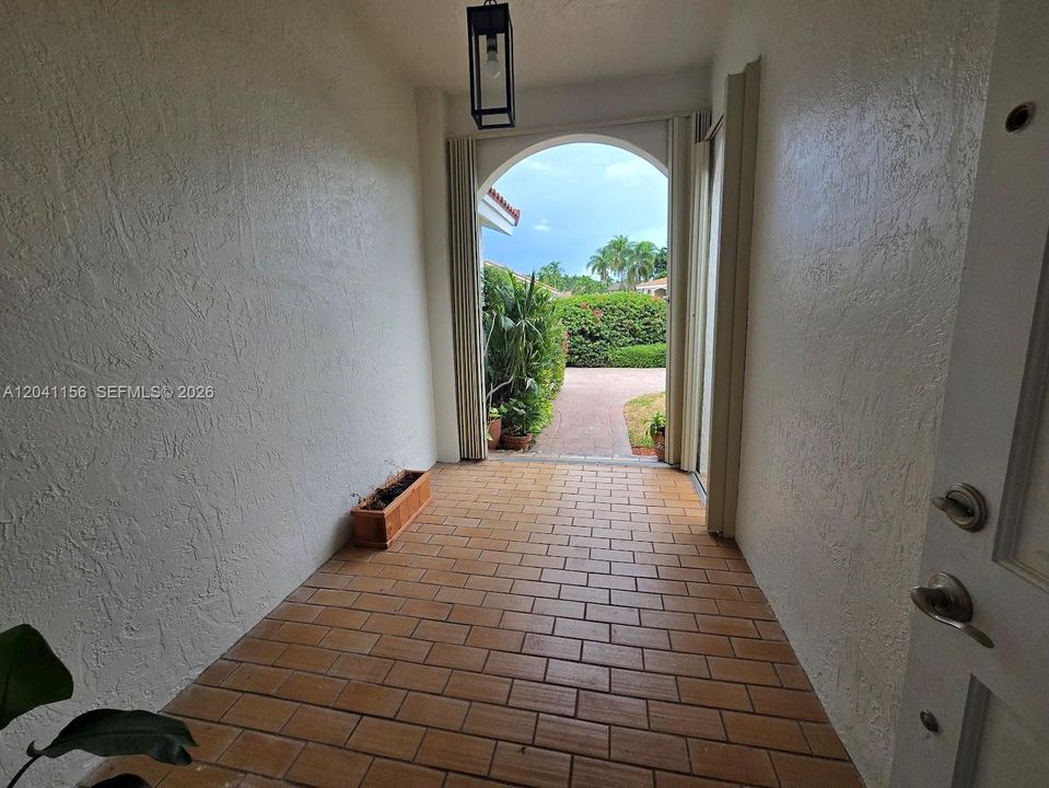 For Rent: $4,200 (3 beds, 2 baths, 2021 Square Feet)