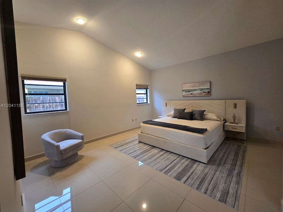 For Rent: $4,200 (3 beds, 2 baths, 2021 Square Feet)
