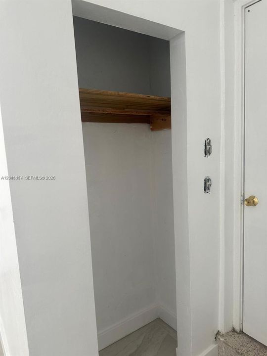 В аренду: $1,000 (1 спален, 1 ванн, 2858 Квадратных фут)