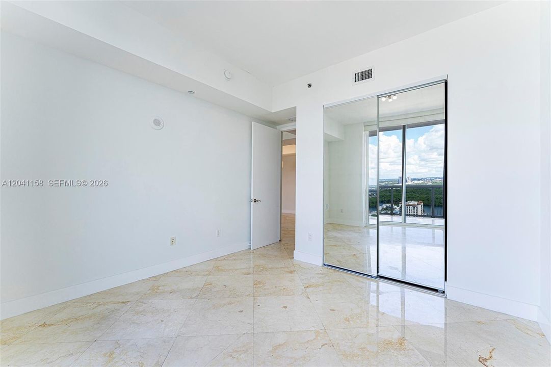 For Rent: $5,900 (2 beds, 2 baths, 1435 Square Feet)