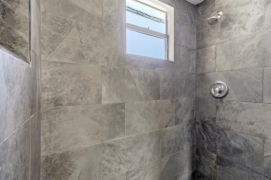 29_bathroom