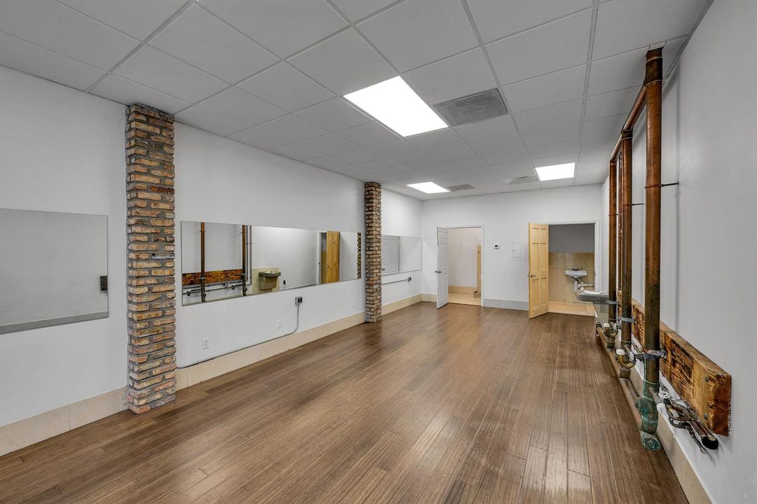 1596 Cordova Road Fort Lauderdale 00016
