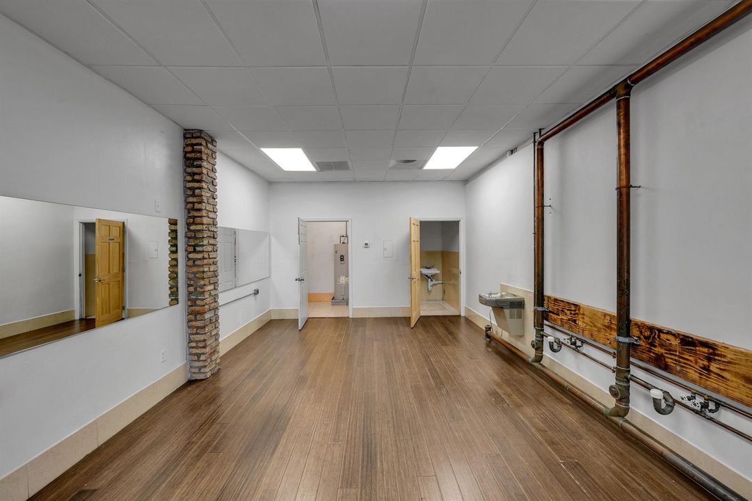1596 Cordova Road Fort Lauderdale 00017