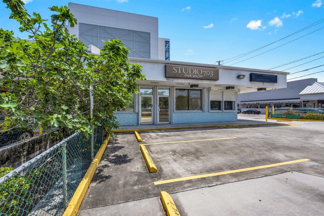 1596 Cordova Road Fort Lauderdale 00007