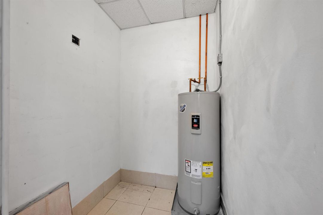 1596 Cordova Road Fort Lauderdale 00028