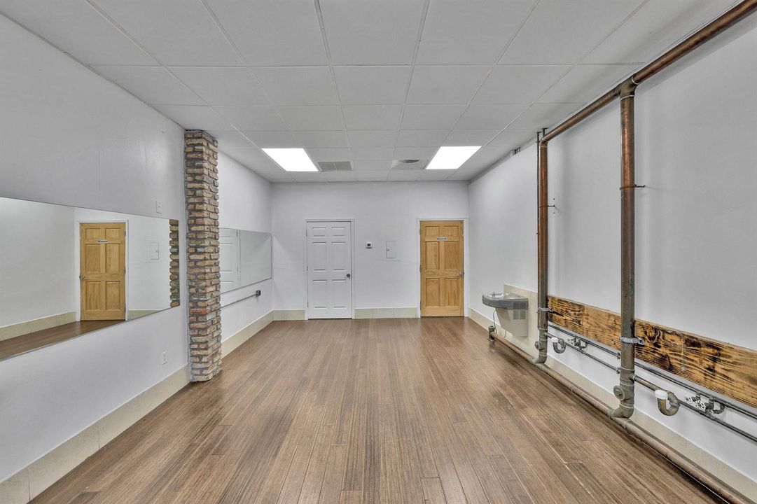 1596 Cordova Road Fort Lauderdale 00018