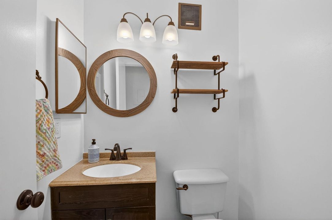 1/2 bath
