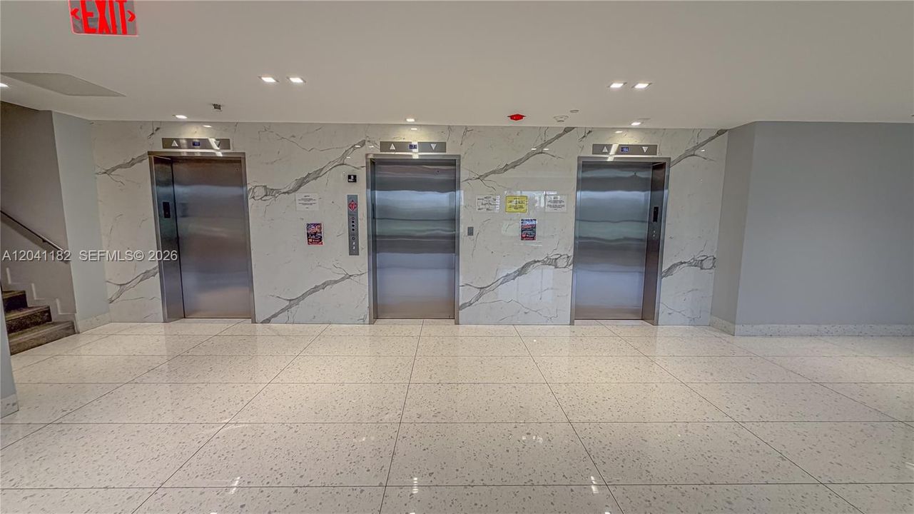 For Sale: $269,000 (2 beds, 2 baths, 1138 Square Feet)