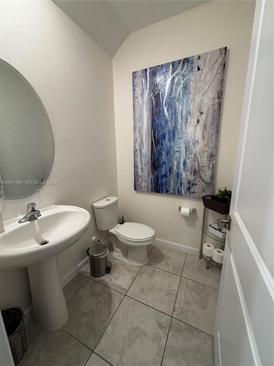 En Renta: $3,400 (3 camas, 2 baños, 1860 Pies cuadrados)