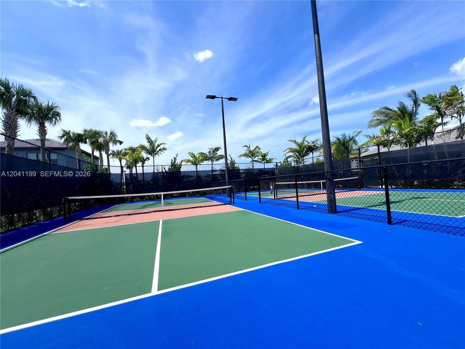 For Rent: $6,500 (4 beds, 4 baths, 0 Square Feet)