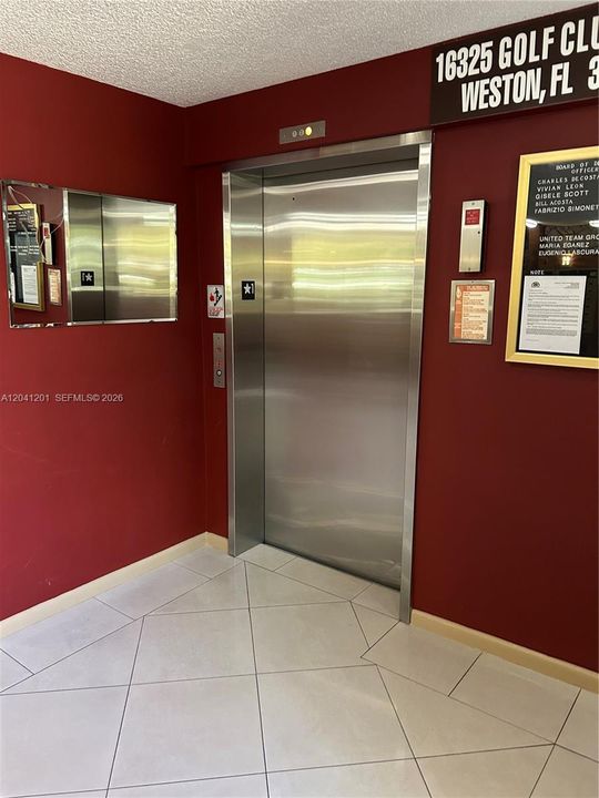 For Sale: $345,000 (2 beds, 2 baths, 1235 Square Feet)