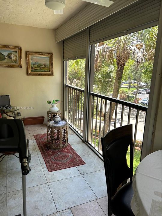 For Sale: $345,000 (2 beds, 2 baths, 1235 Square Feet)