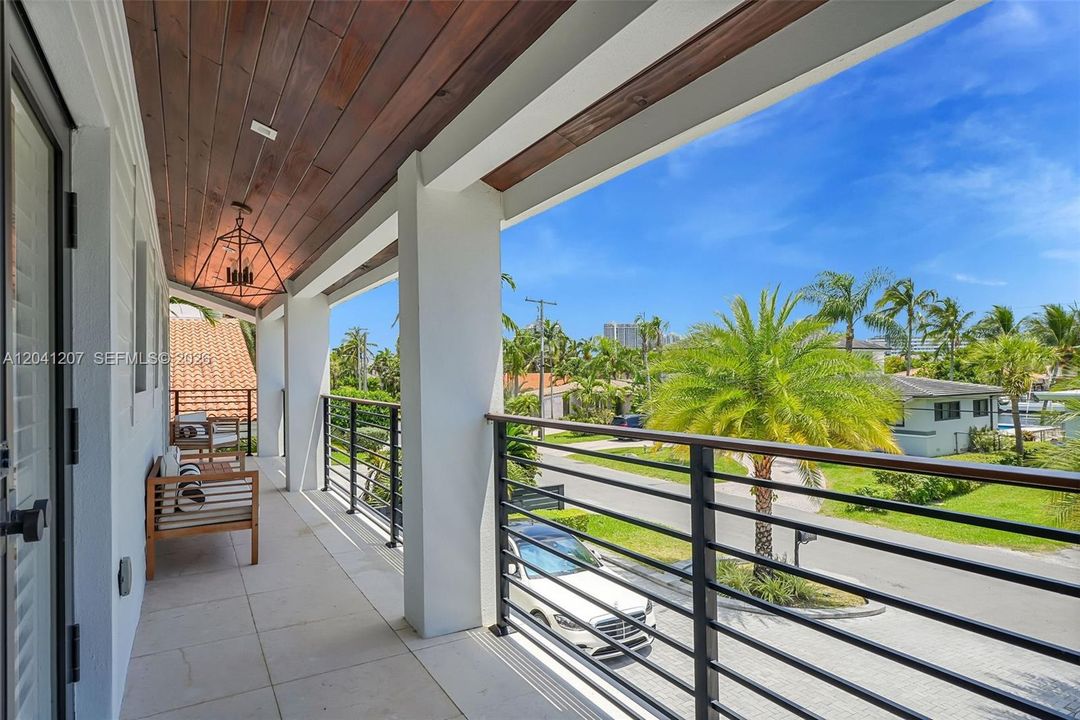 front balcony