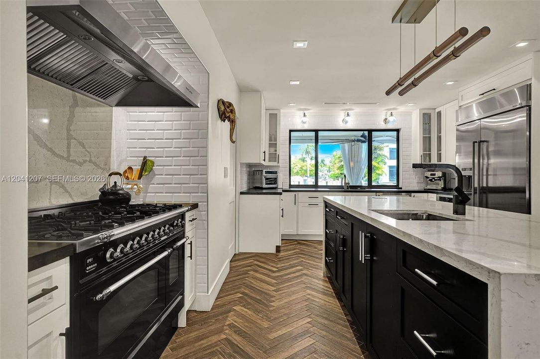 For Sale: $4,400,000 (5 beds, 3 baths, 0 Square Feet)