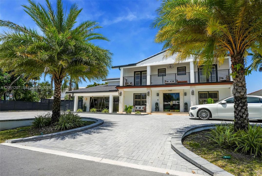 For Sale: $4,400,000 (5 beds, 3 baths, 0 Square Feet)