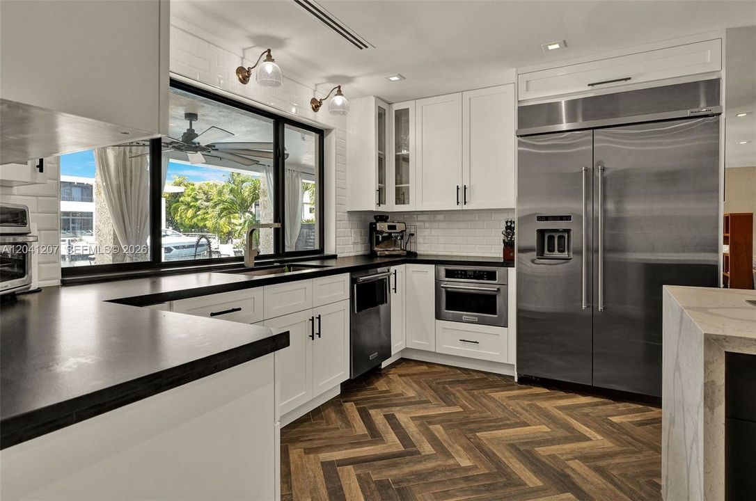 For Sale: $4,400,000 (5 beds, 3 baths, 0 Square Feet)