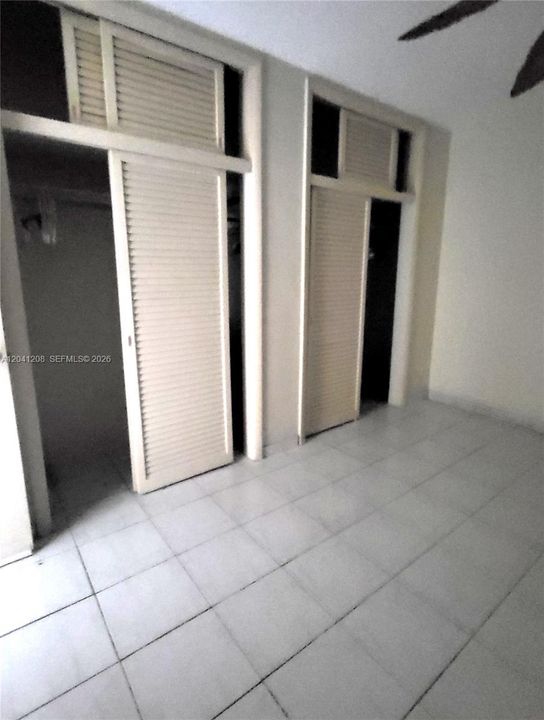 For Sale: $40,000 (1 beds, 1 baths, 688 Square Feet)
