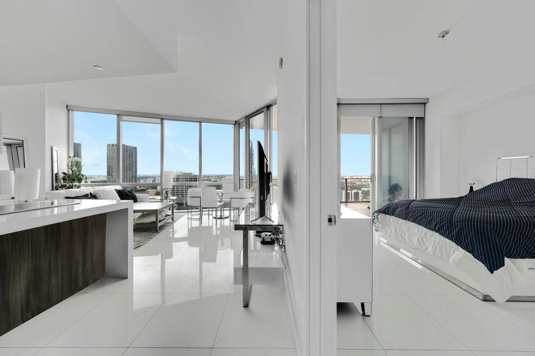 851 NE 1st Ave #2410_1oakstudios_15