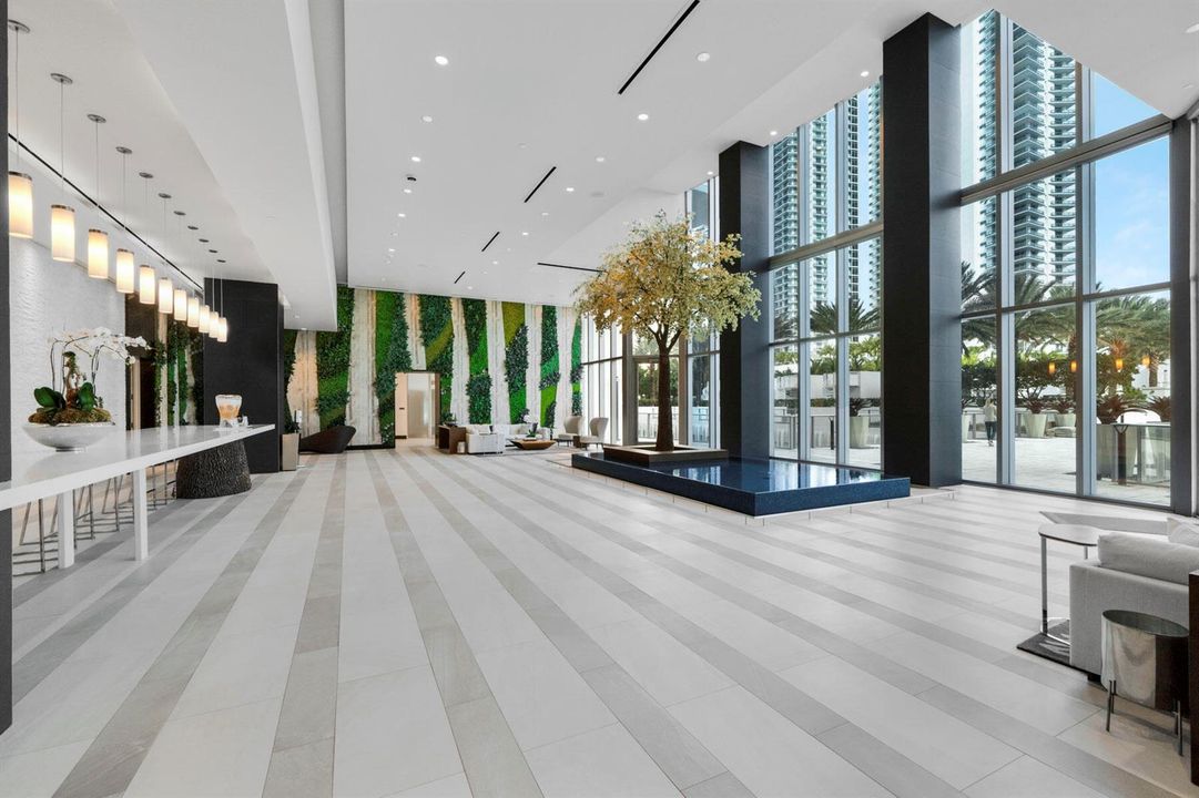 851 NE 1st Ave #2410_1oakstudios_02