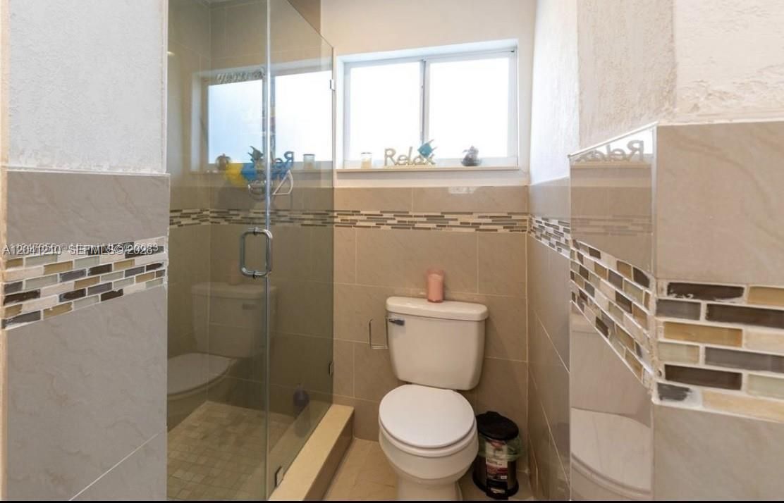 En Renta: $6,100 (4 camas, 3 baños, 2206 Pies cuadrados)