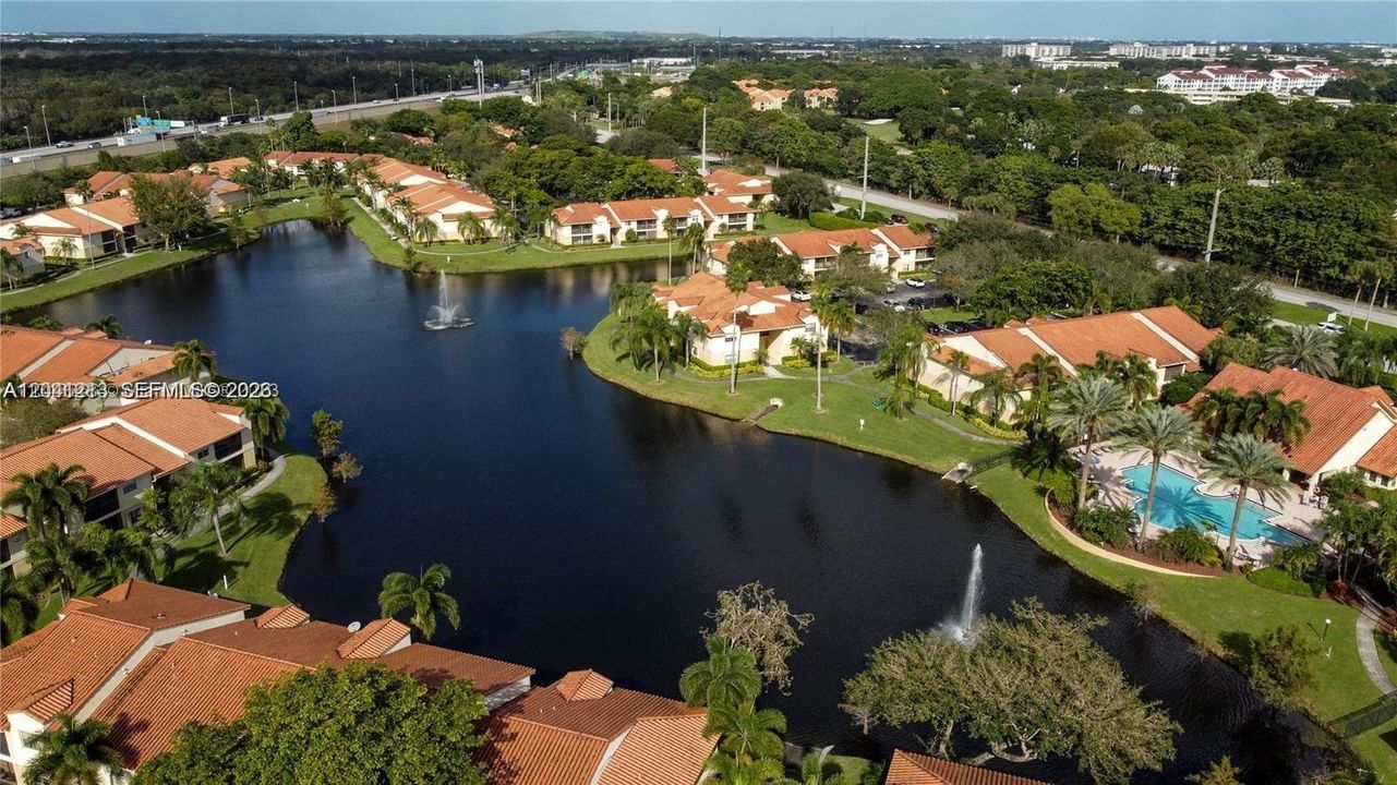 For Rent: $1,650 (1 beds, 1 baths, 785 Square Feet)