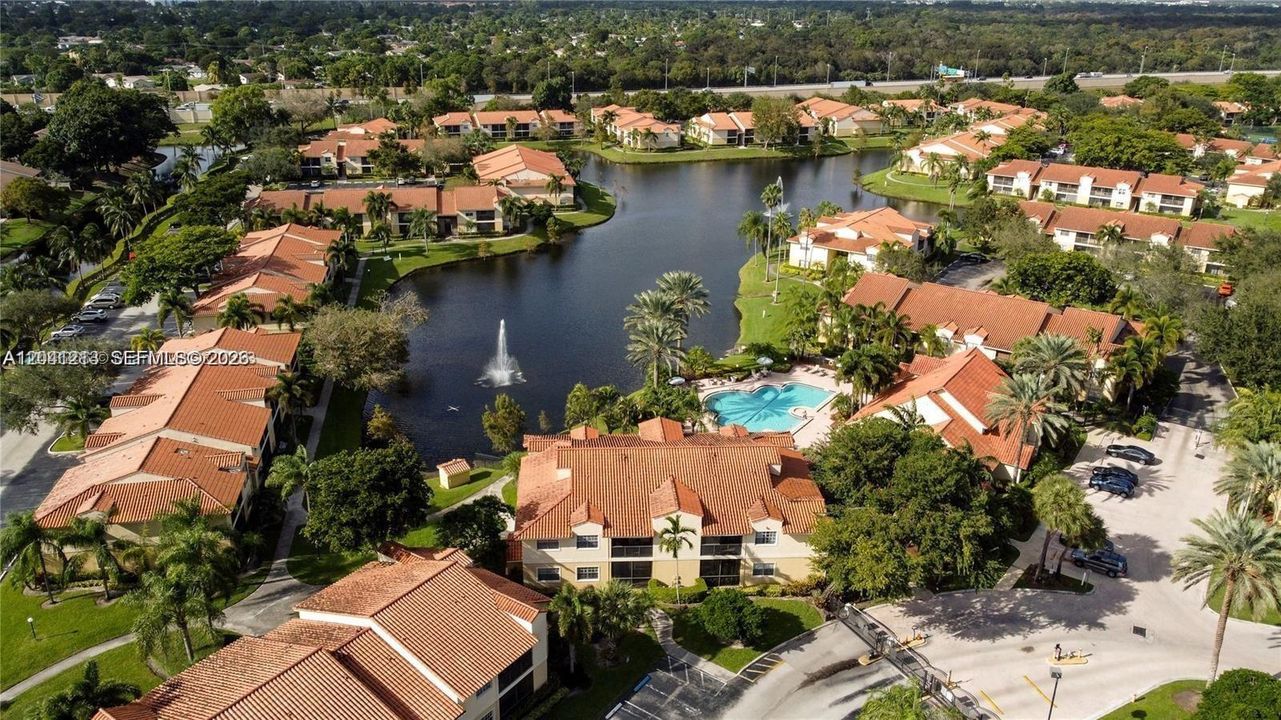 For Rent: $1,650 (1 beds, 1 baths, 785 Square Feet)
