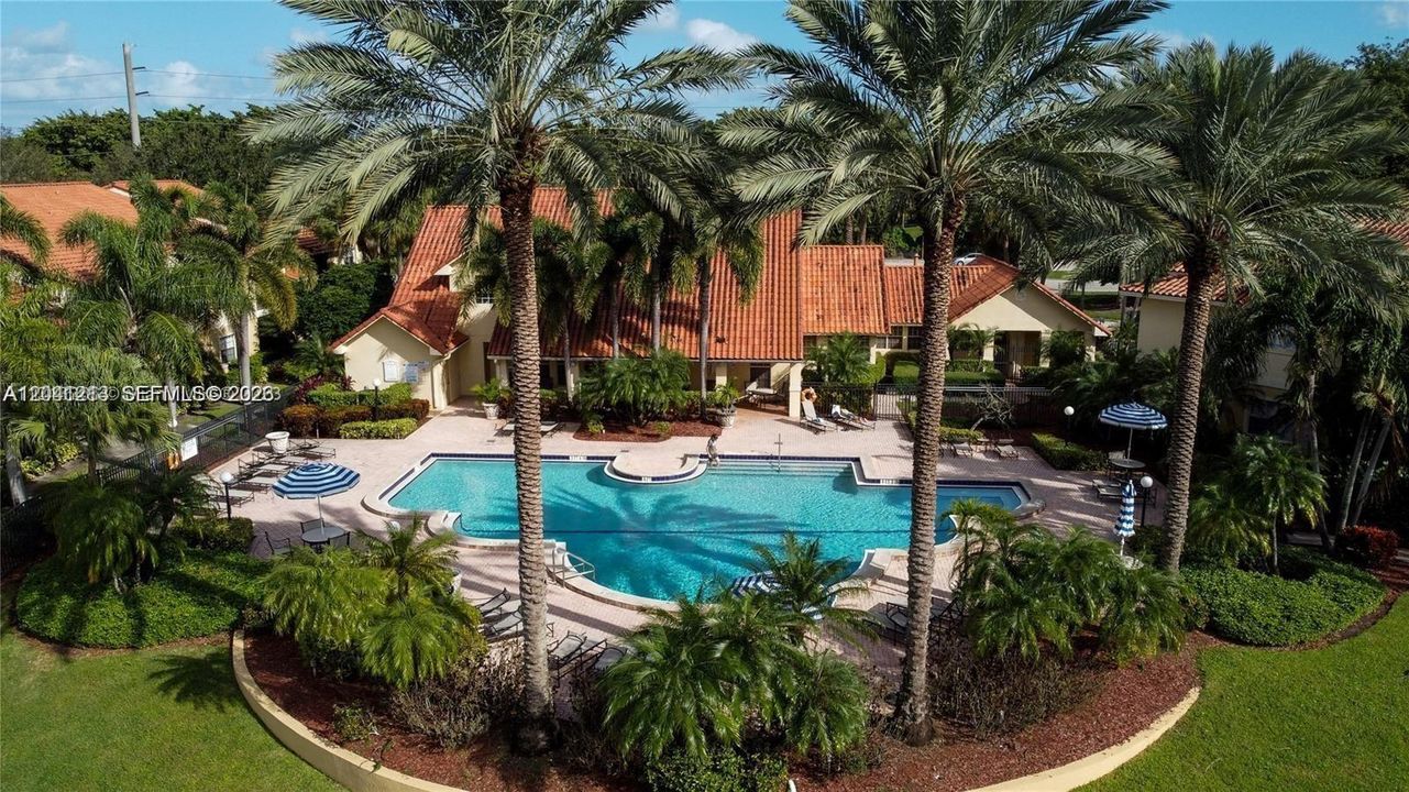 For Rent: $1,650 (1 beds, 1 baths, 785 Square Feet)