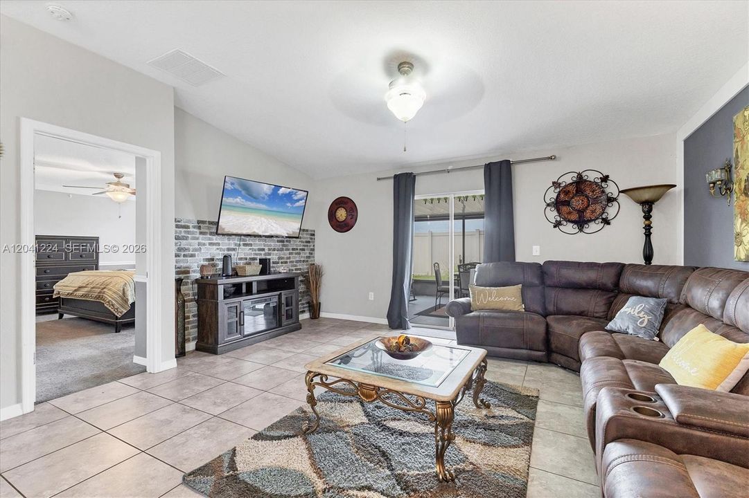 For Sale: $300,000 (4 beds, 2 baths, 0 Square Feet)