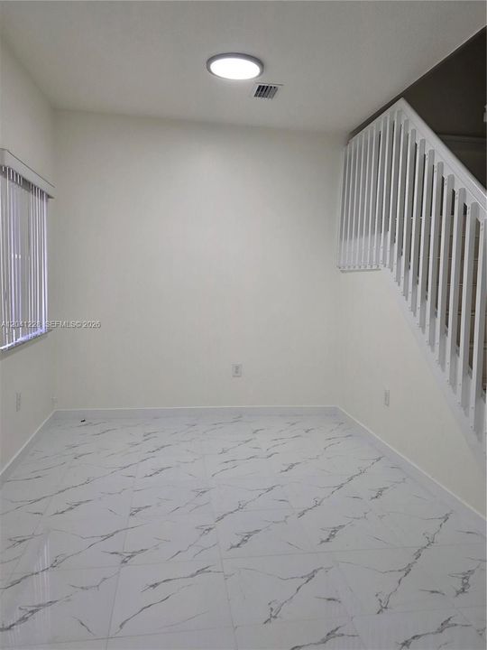 For Rent: $1,975 (2 beds, 2 baths, 1166 Square Feet)