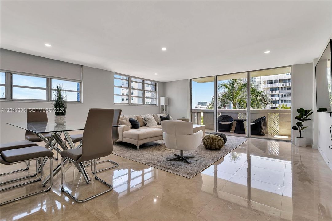 For Sale: $740,000 (2 beds, 1 baths, 1150 Square Feet)