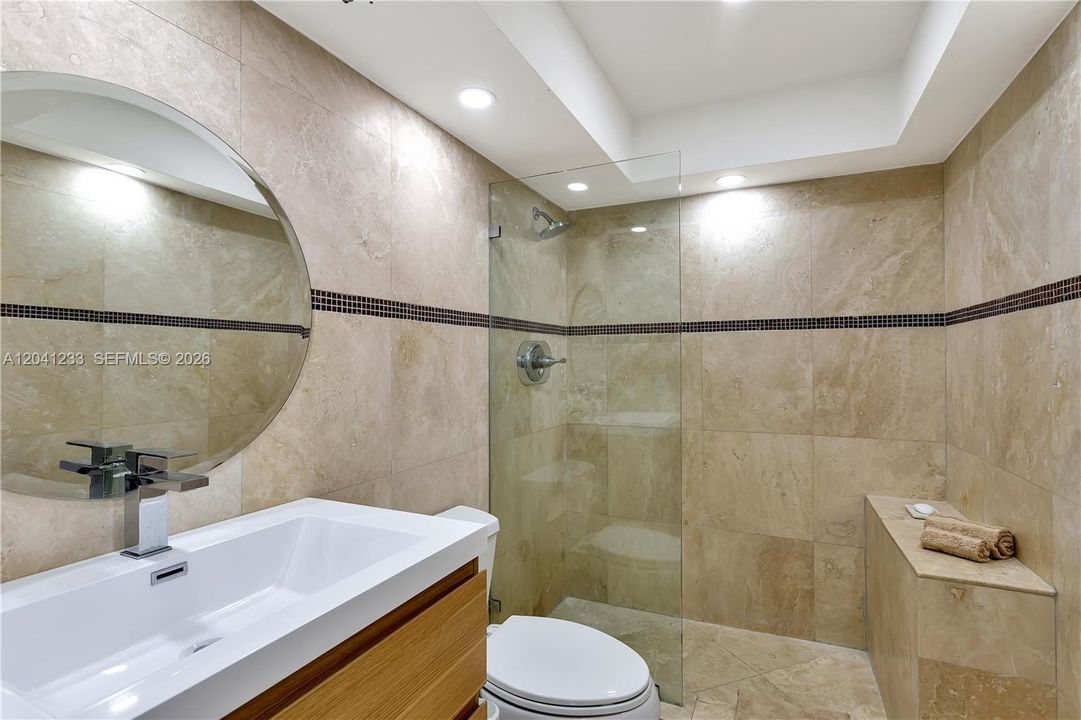For Sale: $740,000 (2 beds, 1 baths, 1150 Square Feet)