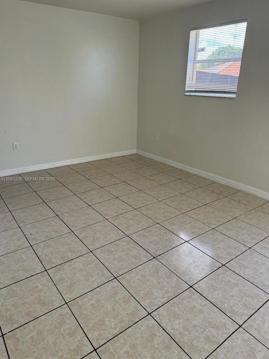 For Rent: $2,500 (3 beds, 2 baths, 1458 Square Feet)