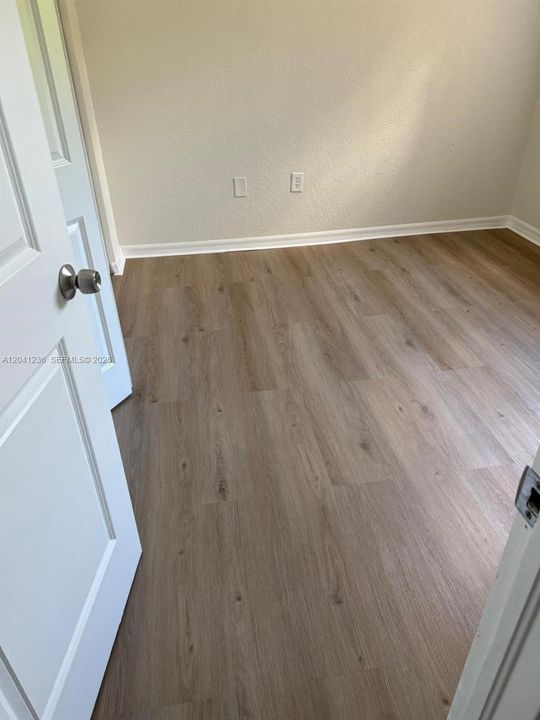 For Rent: $2,500 (3 beds, 2 baths, 1458 Square Feet)