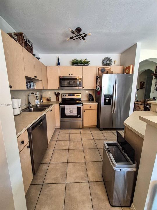 For Sale: $515,000 (3 beds, 2 baths, 1508 Square Feet)