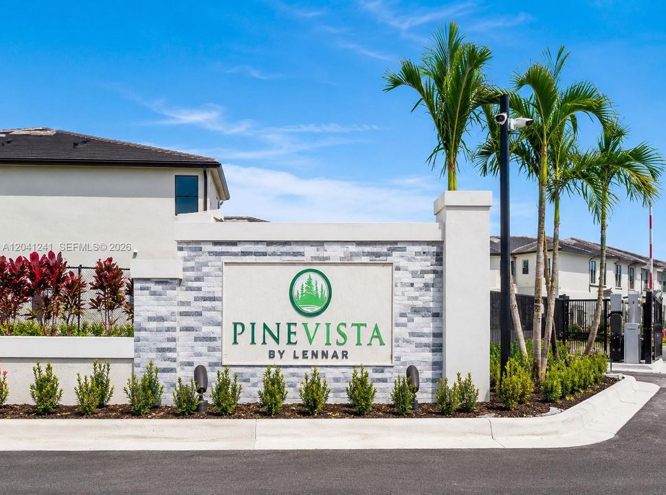 For Sale: $369,900 (3 beds, 2 baths, 1393 Square Feet)