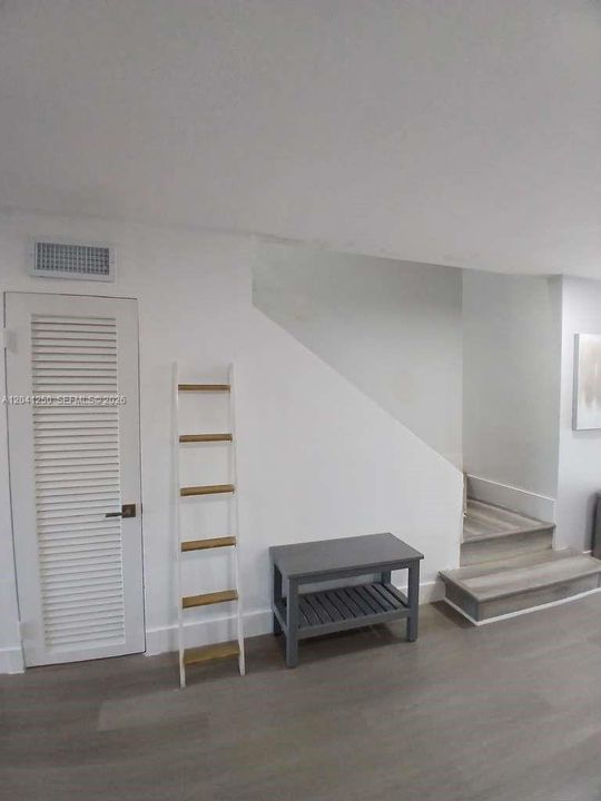 В аренду: $3,600 (2 спален, 2 ванн, 1444 Квадратных фут)