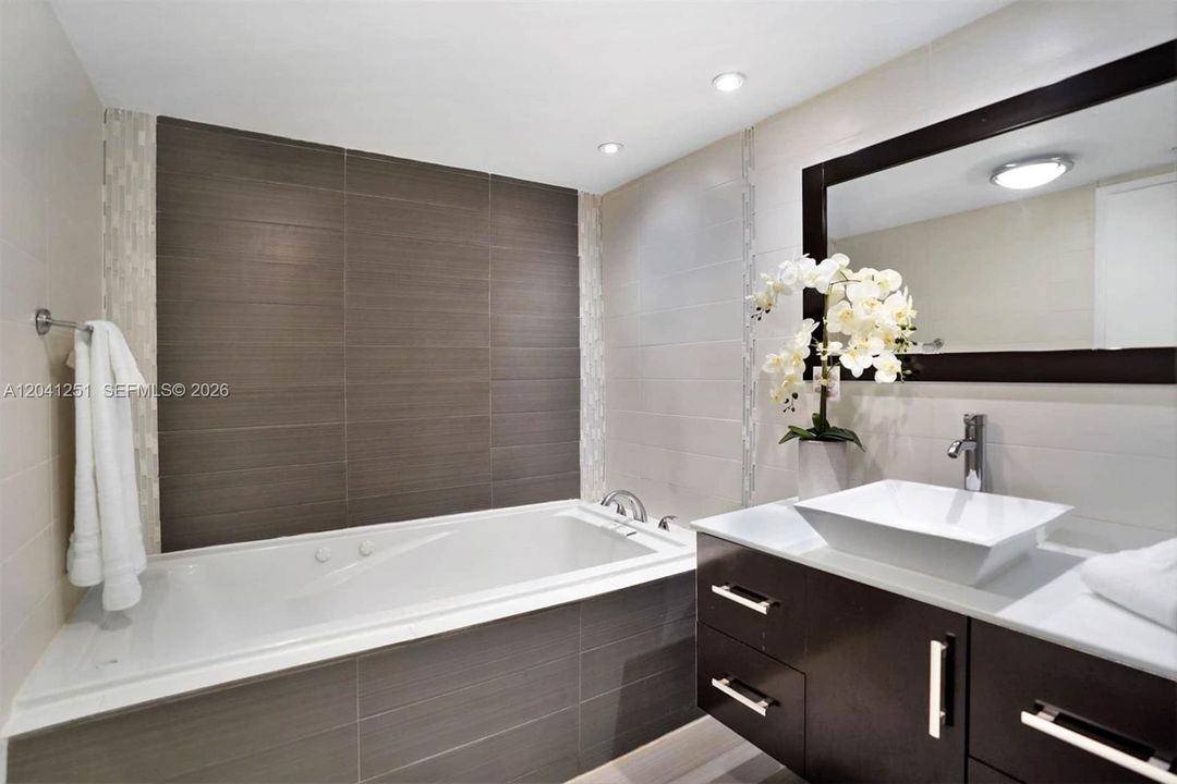 master  tub