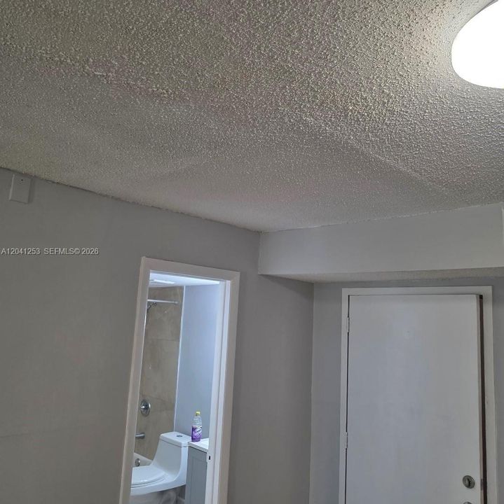 For Rent: $1,900 (2 beds, 2 baths, 798 Square Feet)