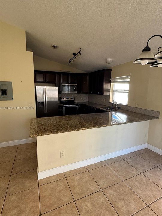 For Rent: $1,800 (3 beds, 2 baths, 0 Square Feet)