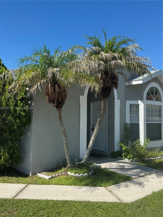 For Rent: $1,800 (3 beds, 2 baths, 0 Square Feet)