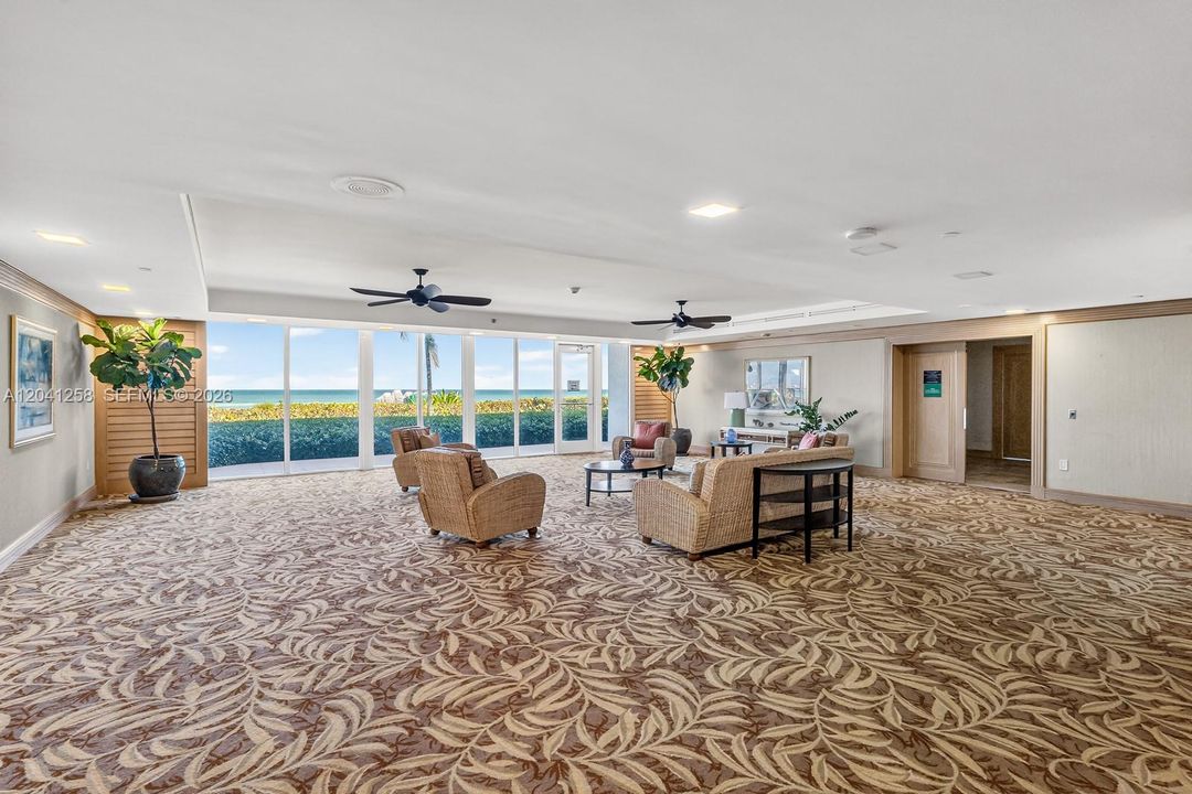 For Rent: $4,500 (1 beds, 2 baths, 1260 Square Feet)