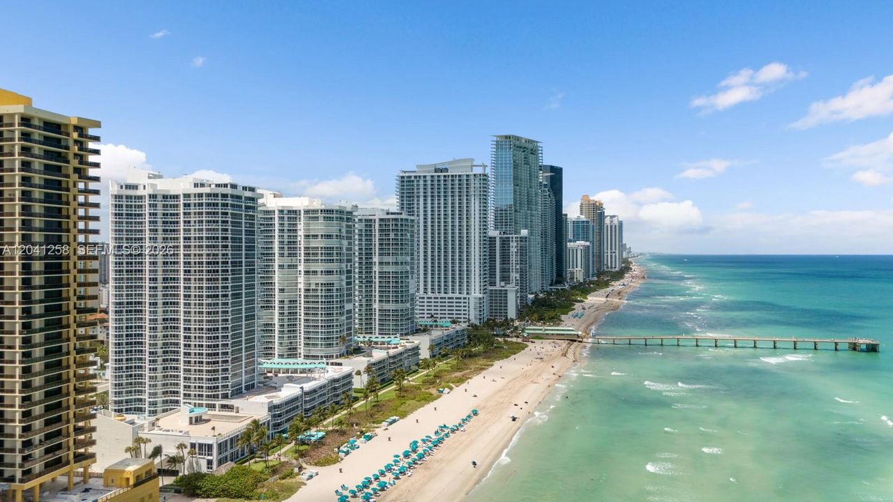 For Rent: $4,500 (1 beds, 2 baths, 1260 Square Feet)