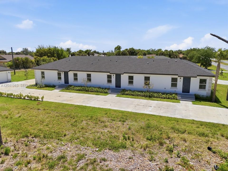 For Rent: $1,700 (3 beds, 2 baths, 0 Square Feet)