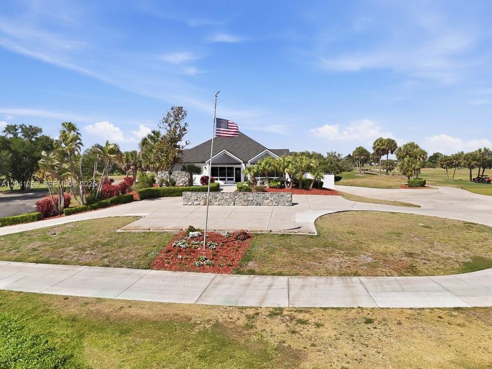 close to golf courses, clubhouse