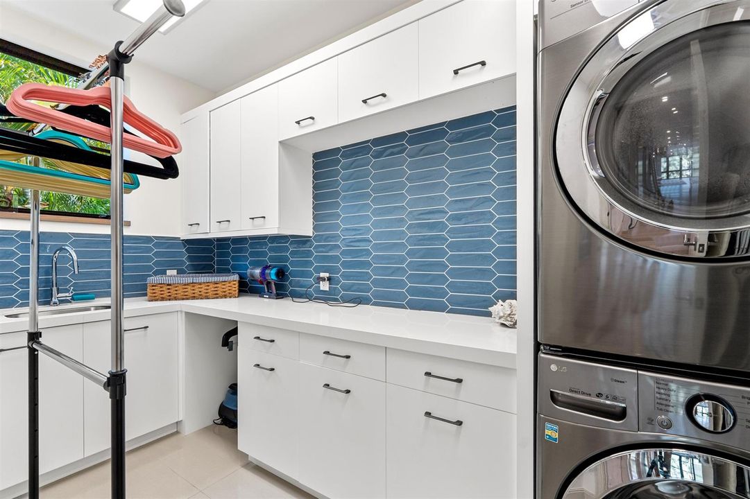 LAUNDRY_ROOM_2